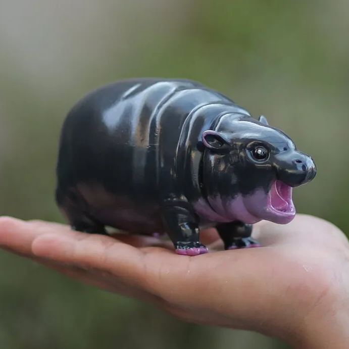 🦛Moo Deng Baby Pygmy Hippo Collectible - Limited Edition